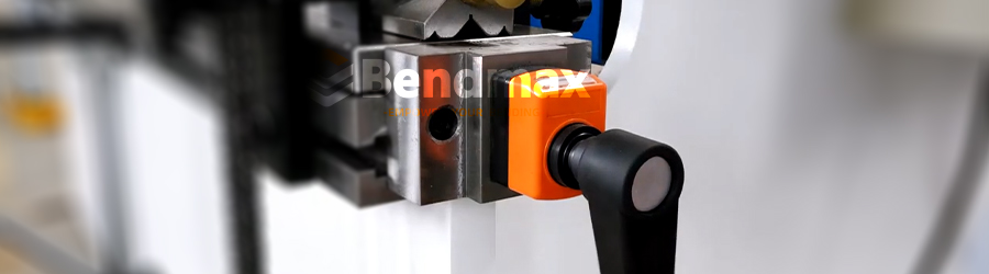 Manual Mechanical Crowning Compensation