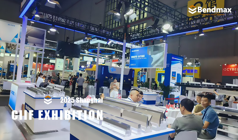 عرضت شركة Bendmax حلولها المتقدمة في مجال مكابس الثني في معرض شنغهاي CIIF 2025