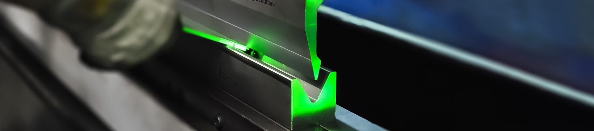 مكونات مكبس الثني المصممة بدقة هندسية